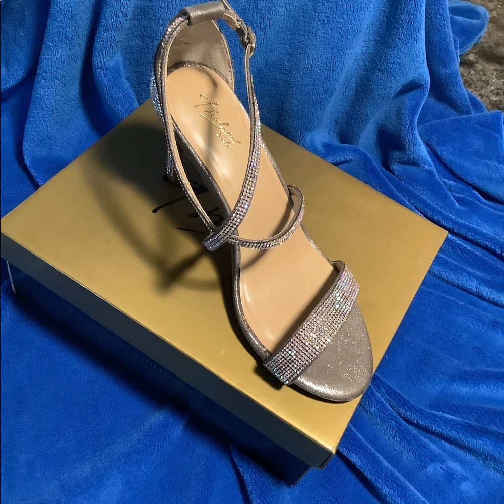 Thalía Sodi Darria Strappy Sandals